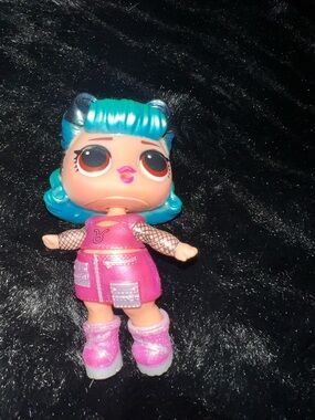 LOL Surprise Present Surprise Series 2 Zodiac Taurus Stomps